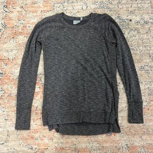 Athleta small long sleeve top. With slits on the side plus thumb holes